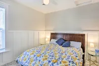 Mountain-View Lead Home w/ Patio + Fire Pit! - Homestays