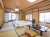 Ryokan Ichikawa Hotels in Ена