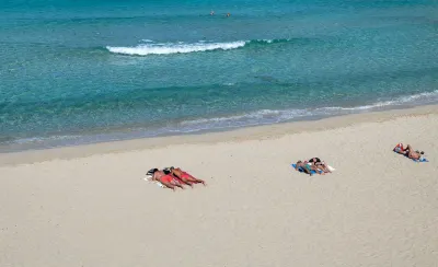 Glorious Residence le Pavoncelle One Bedroom Sleeps Four (+Child) Num1450