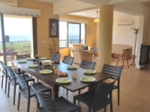 Villa Only 50m to the Sea, Sleeps 12, Polis Hotels in Pomos