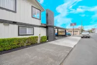 Americas Best Value Inn & Suites Eureka
