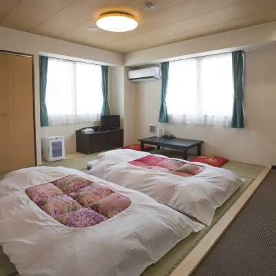Hotel Murakami Hotel berhampiran Stesen Shimo-imaichi