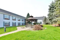 Country Inn & Suites by Radisson, Mount Morris, NY Hotels in Conesus