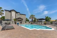 Best Western Plus Vineyard Inn - Pools