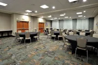 Hotel Dello Fort Lauderdale Airport, Tapestry Collection by Hilton