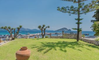 Eptanisos Beachfront Suites Zante