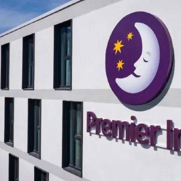 Premier Inn Freiburg City Sud Отели рядом с достопримечательностью «Река Дреизам»