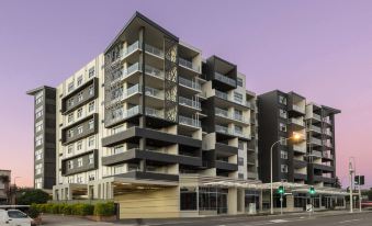 Oaks Brisbane Woolloongabba Suites