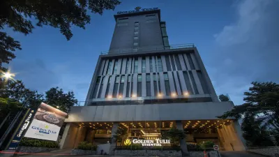 Golden Tulip Essential Makassar Hotel dekat Pantai Losari