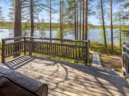 Villihanhi Отели рядом с достопримечательностью «Palosaari Reindeer and Fshing Farm»