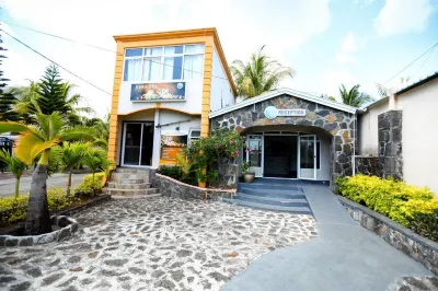 Le Grand Bleu Hotel  호텔