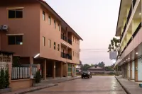 Chiang Kham Ruk Khun Hotel Các khách sạn gần Wat Ban Pu