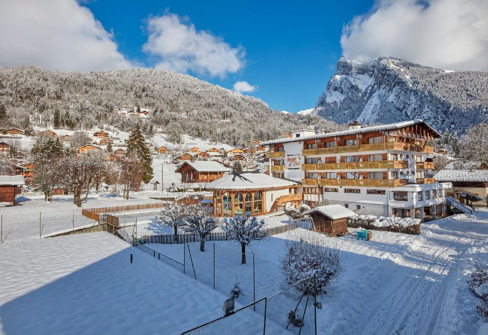 hotel overview picture