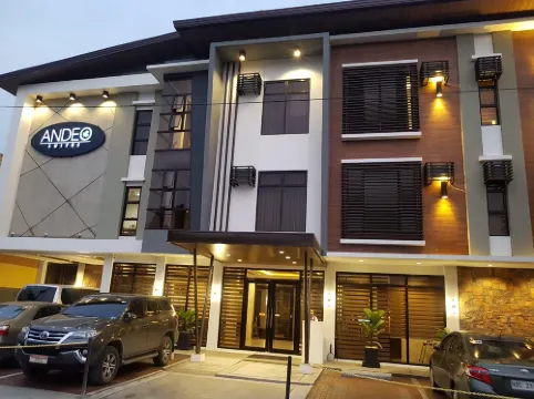 Andeo Suites Hotel di Angeles