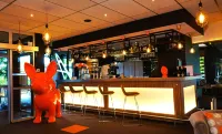Kyriad Clermont Ferrand Nord - Riom - bar
