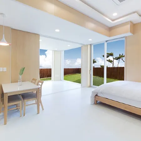 The Mare Pool Villa Pension