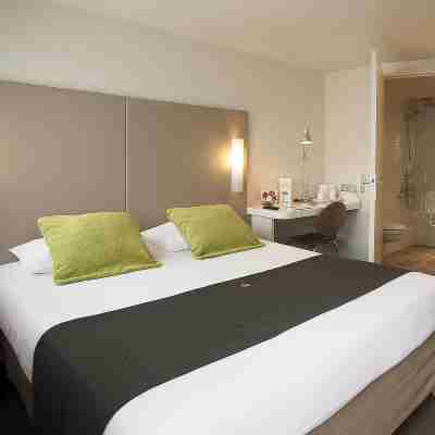 Brit Hotel Confort Dinan Taden Rooms