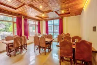 Hotel Royal the Mall Manali Hotels near Mulkila Adventures