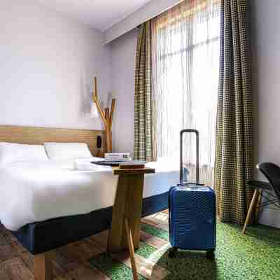 ibis Styles Moulins Centre Rooms
