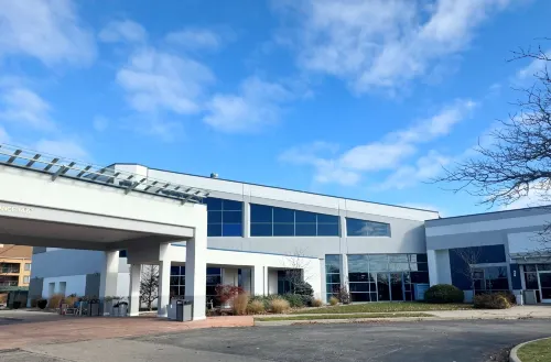 Wyndham Flint MI Grand Blanc Bishop Airport Conference Ct Hotels in Flint
