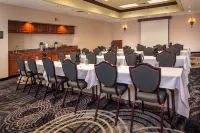 Holiday Inn Express State College @Williamsburg SQ Hoteles en Municipio de Patton