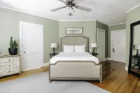 Princess Anne Boutique Hotel Hotels in Reems Creek