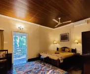 Bougainvillea Retreat & Spa Hotels near SBS