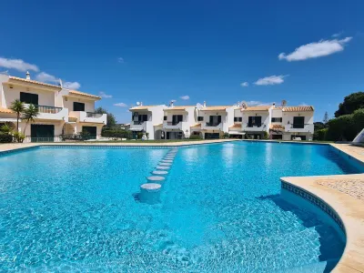 Pierre Hotels in Sesmarias