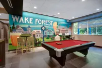 Tru by Hilton Wake Forest Raleigh North - Wifi