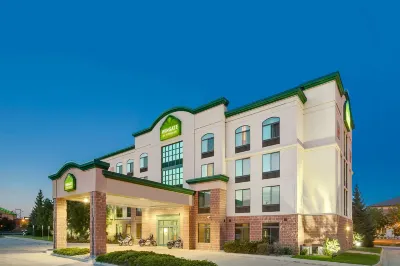 Wingate by Wyndham Fargo Hotel a Fargo