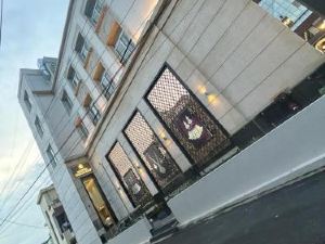 五元素金葉豪德瓦尼酒店