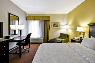 Hampton Inn Pickwick DAM - at Shiloh Falls