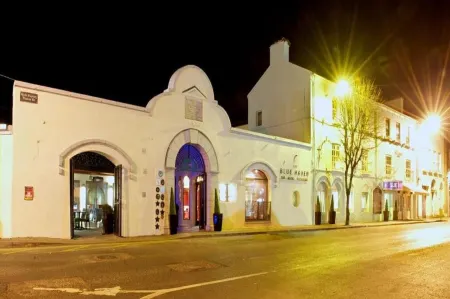 The Blue Haven Hotel Отели рядом с достопримечательностью «Kinsale Beach»