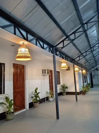 Moalboal Beach Front Hotel