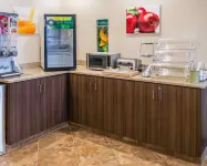 Quality Inn - breakfast