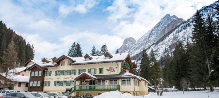 Hotel Villa Rosella Park & Wellness Hotel a Canazei