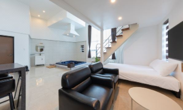 1. 강릉 카루89..