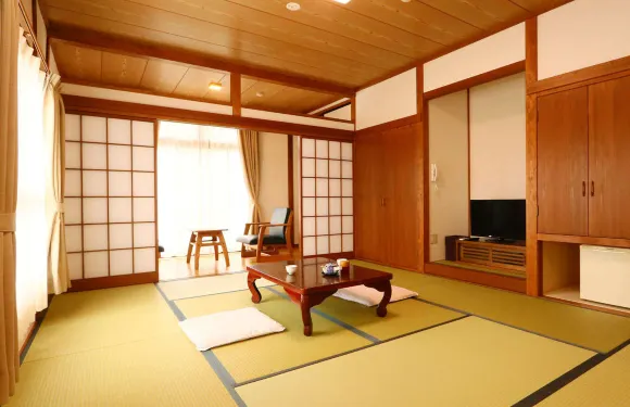 中村屋旅館（山梨縣）