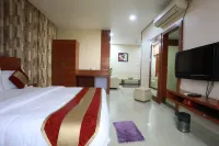 Hotel Shri Khedapati International,Dewas Hotel a Dewas