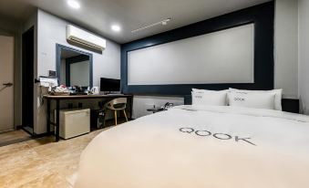 Gwangju Sinandong Qook - Housity