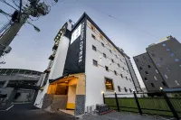 Seosan Heo & Jang Hanok Hotel Lake Park