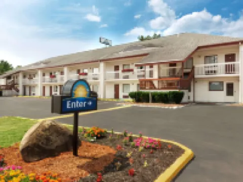 Days Inn by Wyndham Queensbury/Lake George Hotels in Queensbury