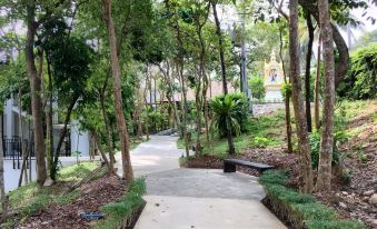 Moonlight Bay Resort