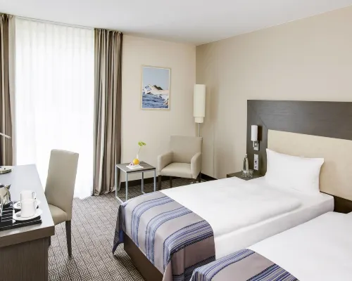 IntercityHotel Bonn Hotels near Kessenich