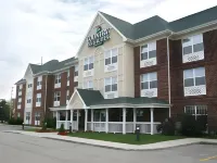 Country Inn & Suites by Radisson, Lansing, MI فنادق في Delta Center Township