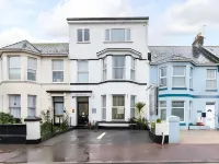 The P&M Paignton RESIDENCE - parking