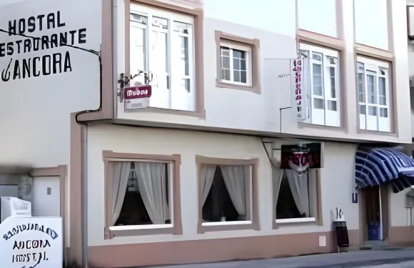 安科拉城市中心酒店