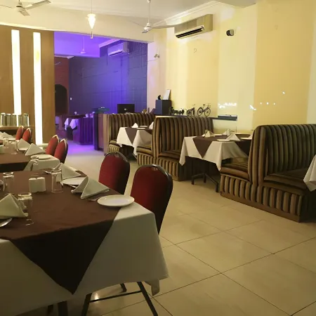Hotel Kamla Palace