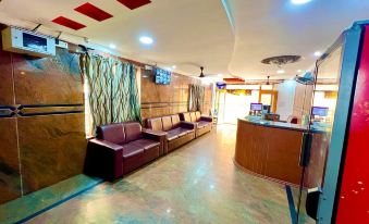 Hotel Govind Heights