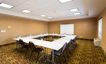 Holiday Inn Express & Suites Whitecourt Southeast